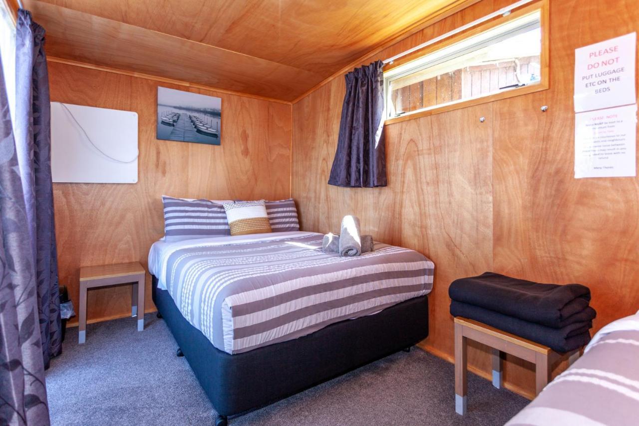 Tidewater Accommodation Coromandel Екстер'єр фото