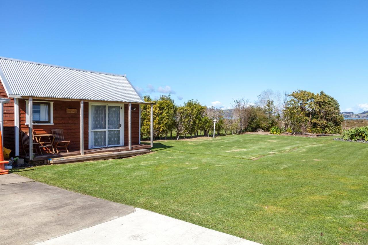 Tidewater Accommodation Coromandel Екстер'єр фото