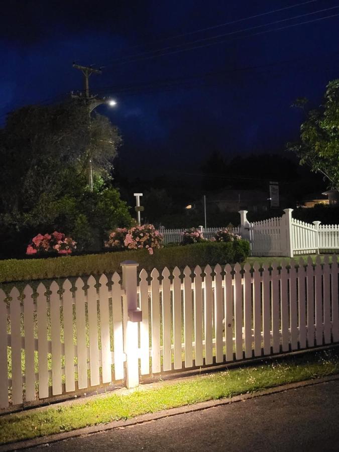 Tidewater Accommodation Coromandel Екстер'єр фото