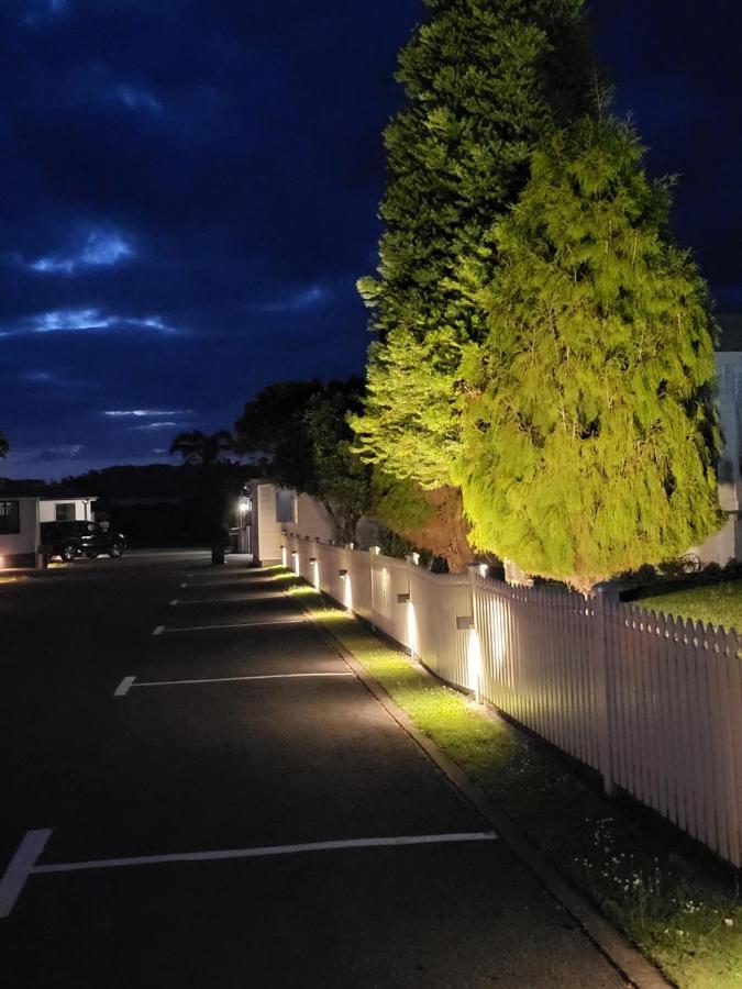 Tidewater Accommodation Coromandel Екстер'єр фото