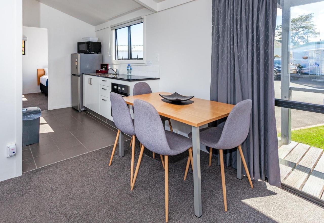 Tidewater Accommodation Coromandel Екстер'єр фото